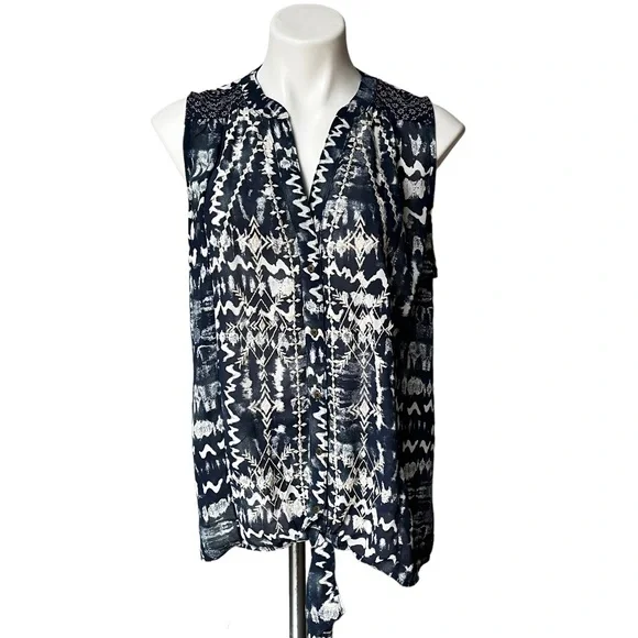 Artesia V-Neck Sleeveless Tie Front Top, Sz L - Picture 5 of 12